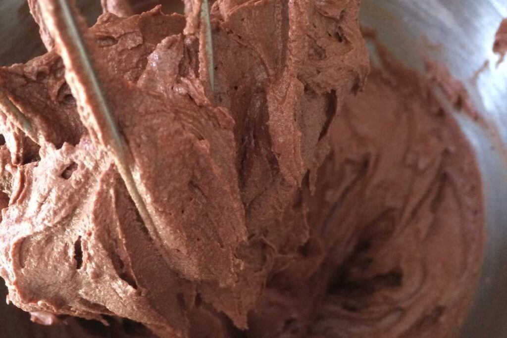 black cocoa powder buttercream frosting