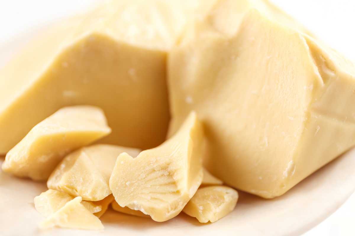 can-you-use-cocoa-butter-instead-of-shea-butter-choosing-between